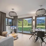 Appartement Moderne, Proche Des Pistes Avec 2 Chambres, Wi-Fi Et Parking A Courchevel Le Praz - Fr-1-568-50